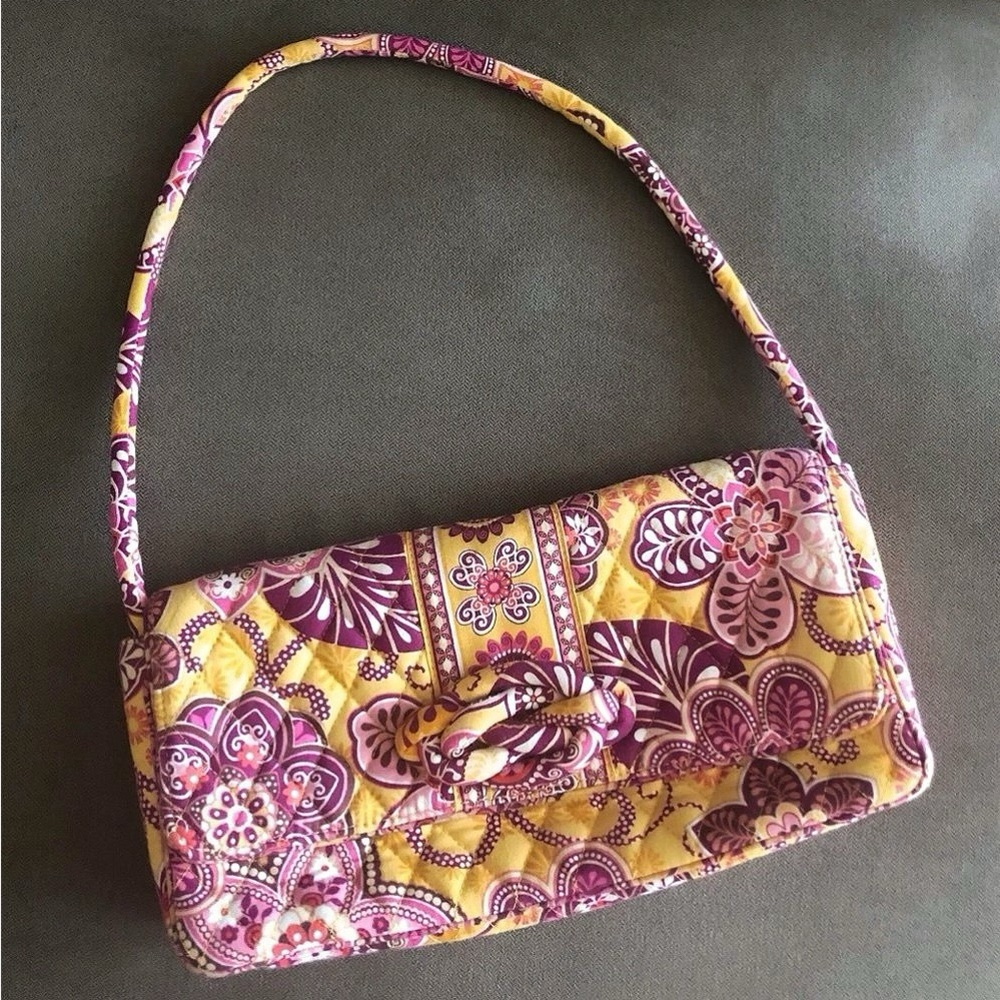Vera Bradley 🌺 ‘Knot Just a Clutch’ Bag